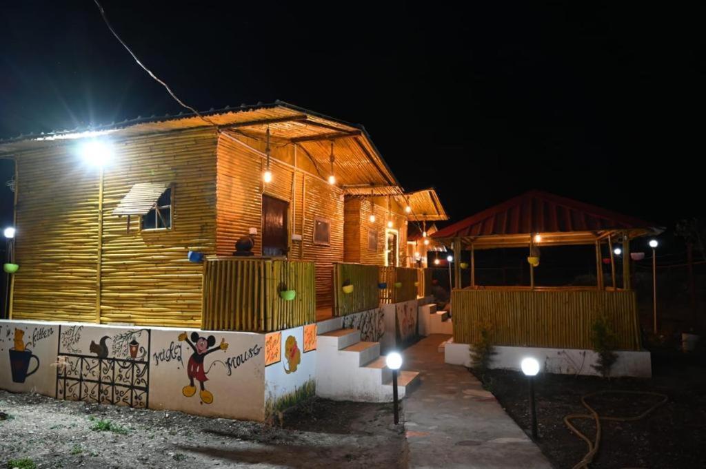 Krishna Kutir, Talla Ramgarh By The Meditating Society Exteriör bild