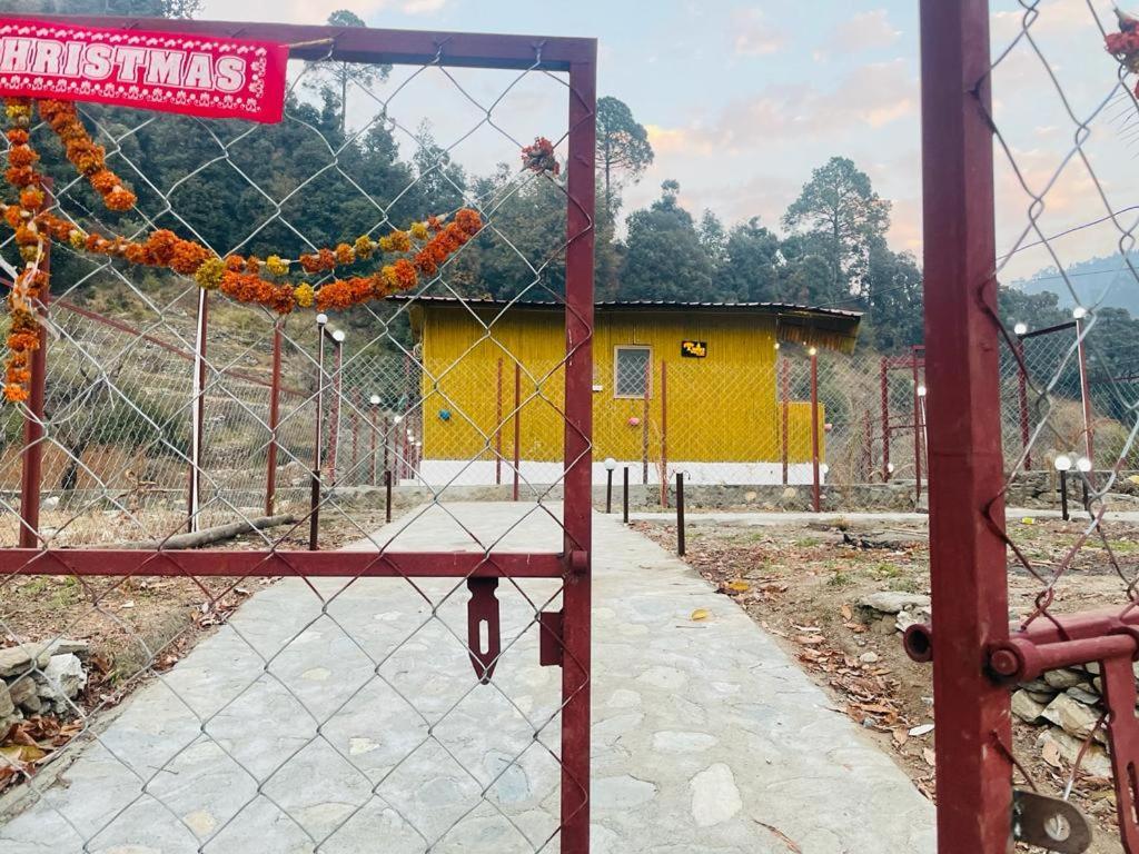 Krishna Kutir, Talla Ramgarh By The Meditating Society Exteriör bild